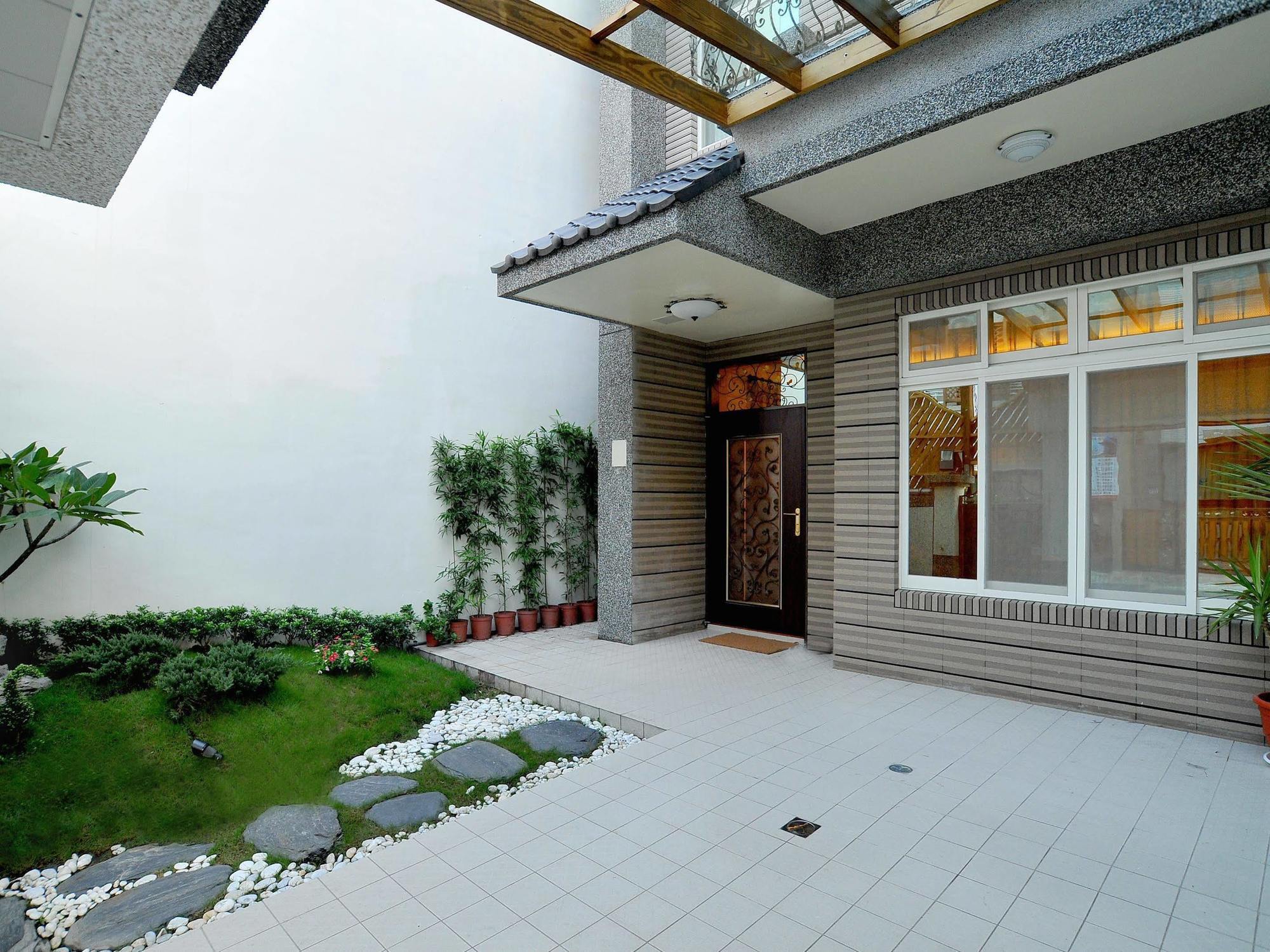 花蓮密絲朵包棟民宿 6-14人 Hualien City Exterior photo
